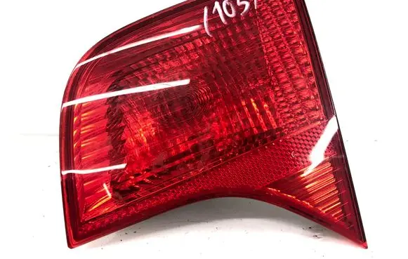 Audi A4 S4 B7 8E 8H Tailgate rear/tail lights 8E5945094A