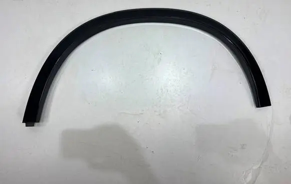 Mercedes-Benz GLC C254 Rear arch trim 