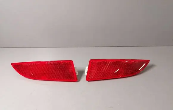 BMW X3 E83 Rear tail light reflector 7162217 7162218 63147162217