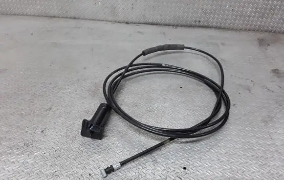 Hyundai i30 Fuel cap flap release cable 