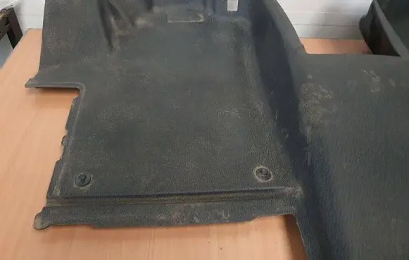 Mercedes-Benz Vito Viano W447 Front floor carpet liner 