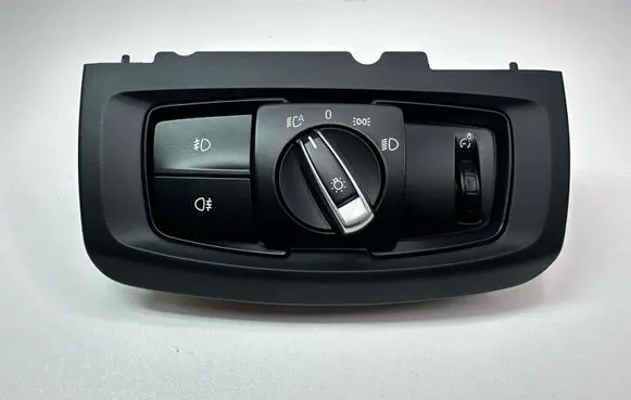 BMW X5 F15 Light switch 9865813