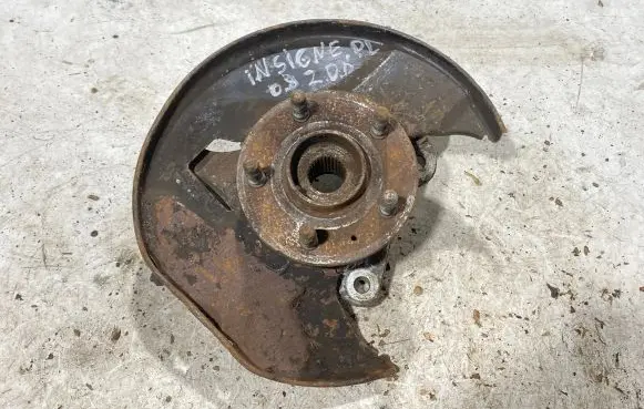 Front wheel hub spindle knuckle
