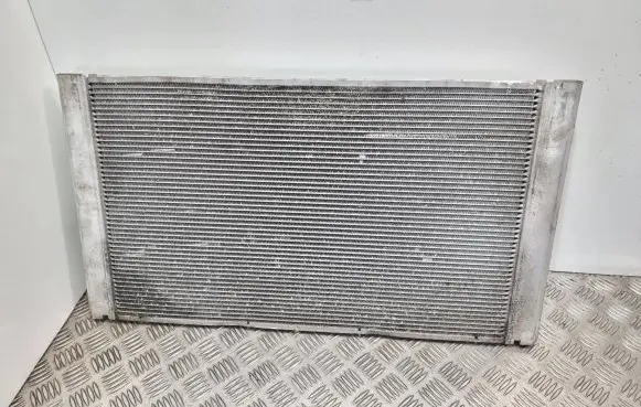 Coolant radiator