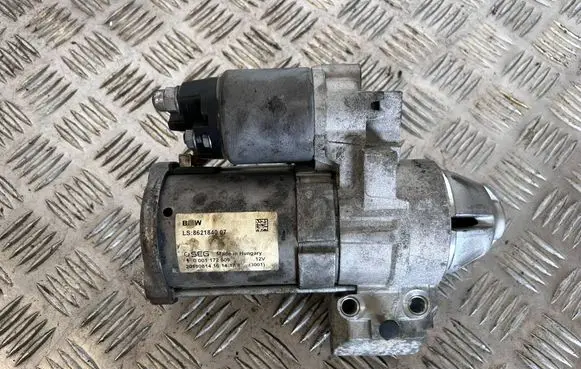 BMW X3 G01 Starter motor 8621840