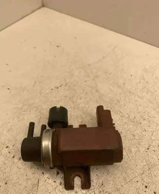 Citroen C5 Vacuum valve 72832804 04T315 9650098380
