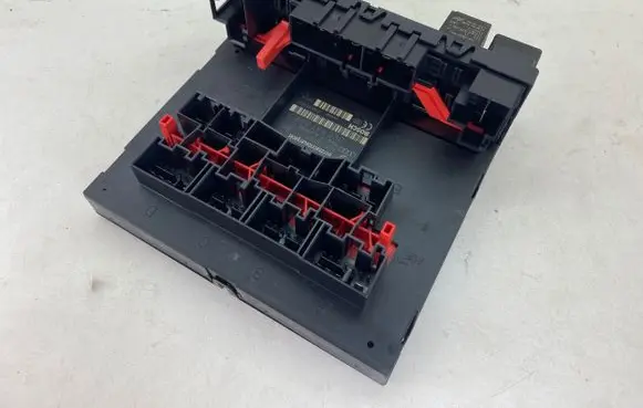 Volkswagen PASSAT B6 Comfort/convenience module 3C0937049J F005V00530 H37S1301