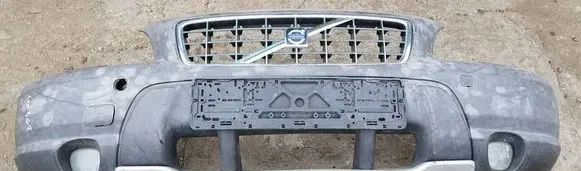 Volvo XC70 Front bumper pilkas