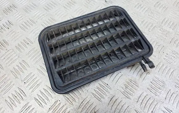 Mercedes-Benz CL C140 Quarter panel pressure vent 1408300042