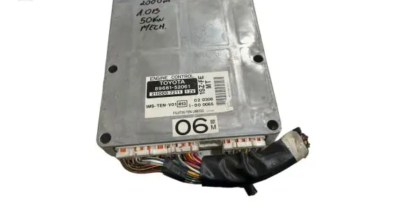 Toyota Yaris Engine control unit/module 8966152061 2110007211 020308