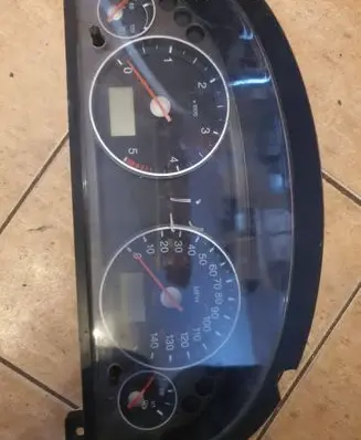Ford Mondeo Mk III Speedometer (instrument cluster) 3S7F10841 44ZU187