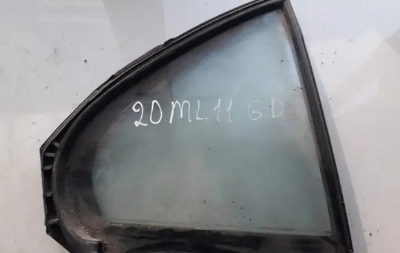 Mitsubishi Lancer X Rear vent window glass 