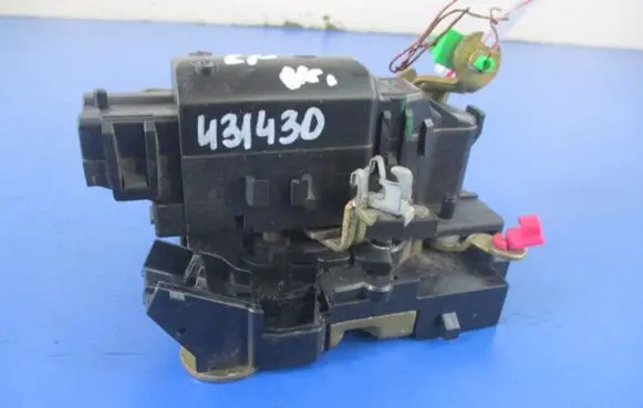 Renault Kangoo I Front door lock