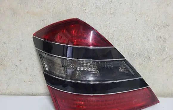Mercedes-Benz S W221 Rear/tail lights A2218200164