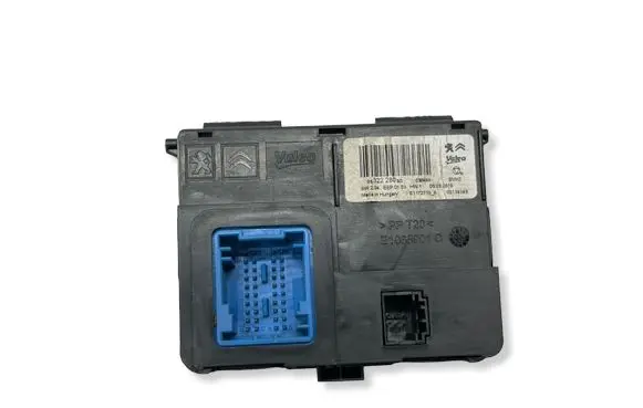 Peugeot 308 Other control units/modules 9832228080 E1065901C 05092018
