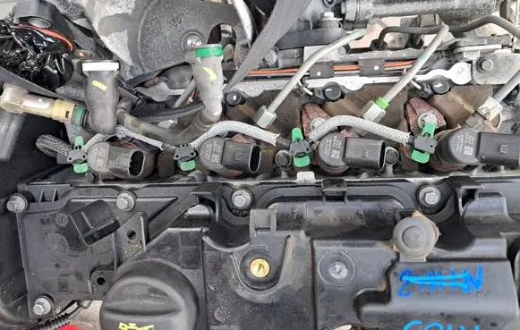 Citroen C4 Grand Picasso Fuel injectors set 9802448680