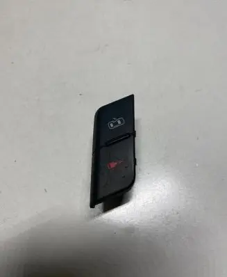 Audi A4 S4 B6 8E 8H Central locking switch button 8E1962107