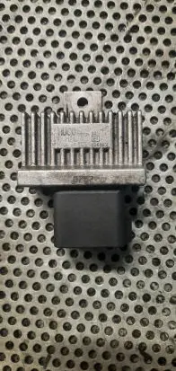Renault Kangoo II Other relay 8747