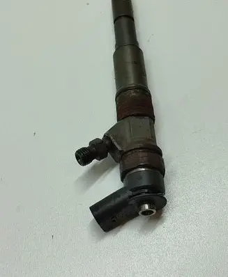 BMW 5 E60 E61 Fuel injector 7794435 0445110209