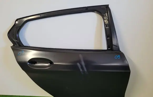 BMW 1 F40 Rear door 41528737064