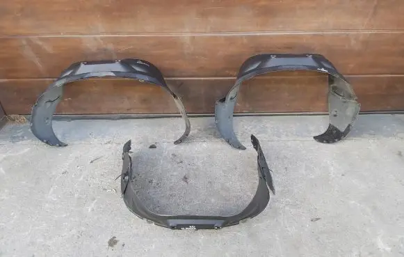 Toyota Tundra II Front arch 65638-0C020