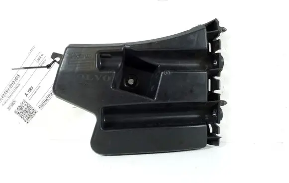 Volvo V60 Front bumper mounting bracket 30796626
