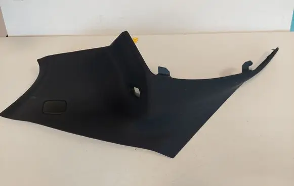 Mercedes-Benz CLA C117 X117 W117 (C) pillar trim A1176902525