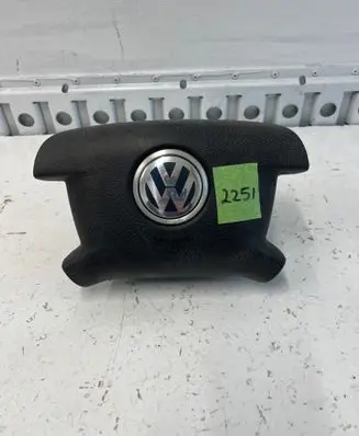 Volkswagen Caddy Steering wheel airbag 2k0880201b