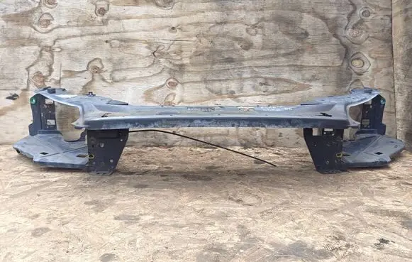 Volvo XC70 Top upper radiator support slam panel 31276442