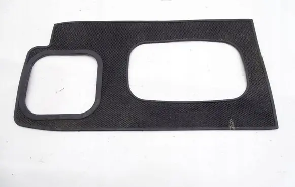 Land Rover Discovery Centre console side trim front 