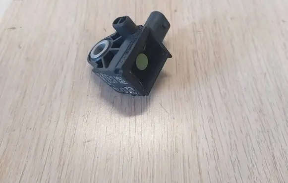 Volkswagen Golf VII Airbag deployment crash/impact sensor 5Q0959651
