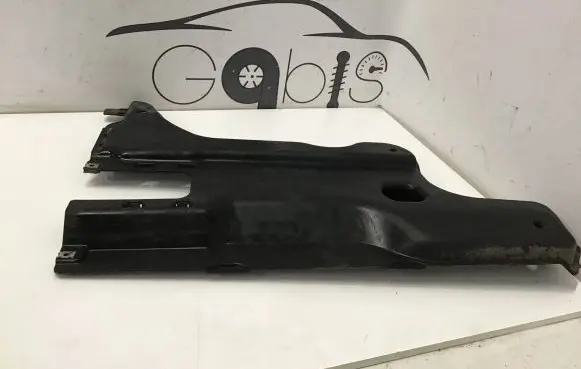 Rear underbody cover/under tray