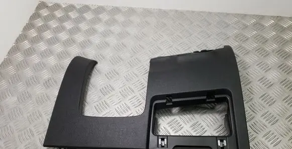 Volkswagen Jetta VI Dashboard lower bottom trim panel 5C8819367