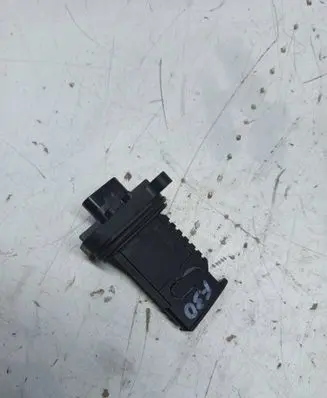 BMW 3 F30 F35 F31 Mass air flow meter 7602038 0280218266 337726308