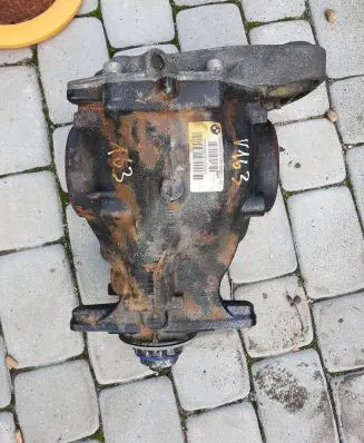 BMW X5 F15 Rear differential 7636996 EAM331315