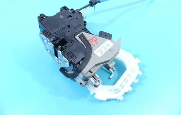 KIA Ceed Front door lock 81320-J7000 IMPRK1245782