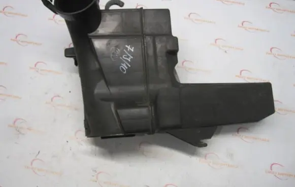 Citroen C3 Picasso Air intake duct part 9684995780
