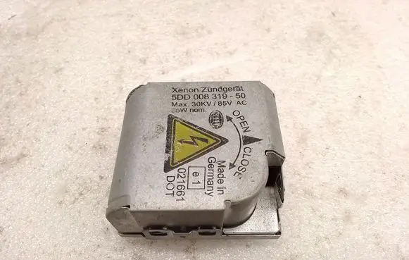 BMW X5 E53 Headlight ballast module Xenon 5DD00831950