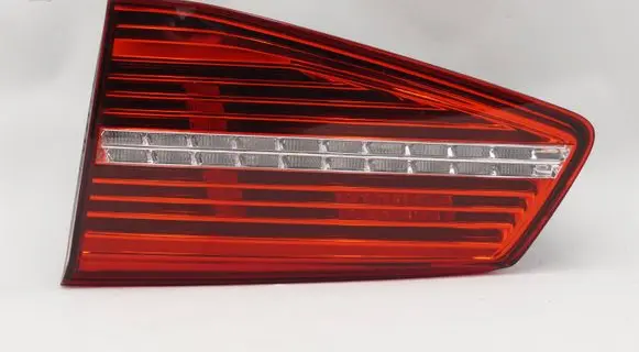 Volkswagen PASSAT B8 Rear/tail lights 3G9945308E