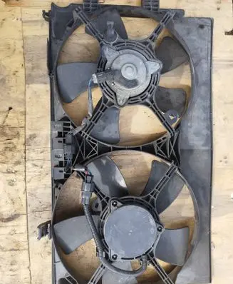 Mitsubishi Outlander Radiator cooling fan shroud 3r020m760 070614