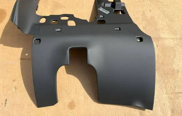 Dashboard lower bottom trim panel