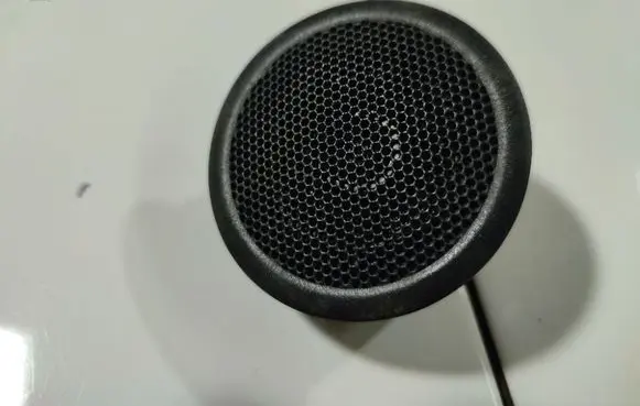 Land Rover Freelander 2 - LR2 Front door speaker 6M2T18932BD3ZHE 6M2T-18932-BD3ZHE