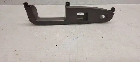 Audi A4 S4 B6 8E 8H Front door window switch trim 8E1867171