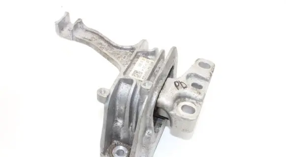 Seat Arona Engine mount bracket 2Q0199262AN