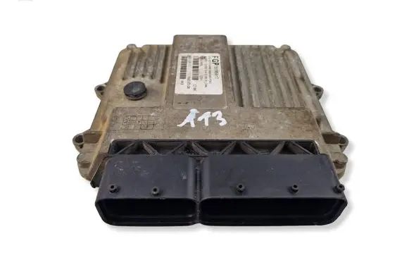 Fiat Punto (188) Engine control unit/module 55195817 7160005300