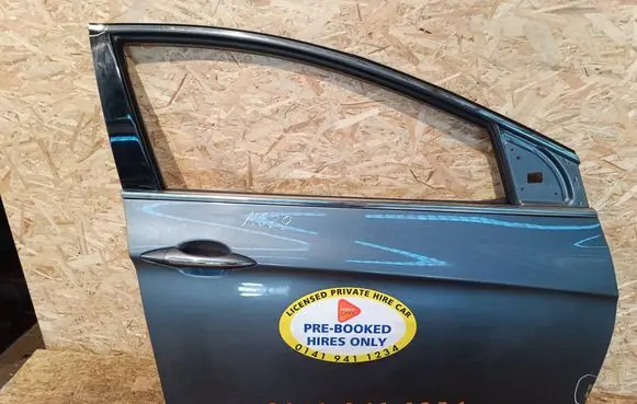 Hyundai i40 Front door