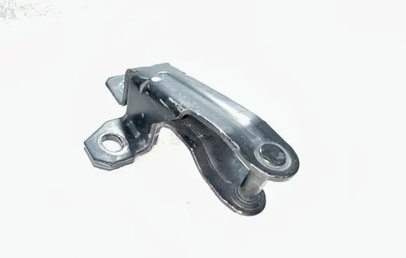Tailgate/trunk/boot hinge