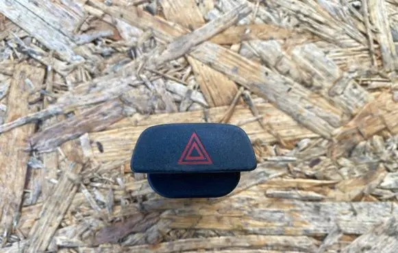 Ford Focus Hazard light switch 4M5T13A350AC