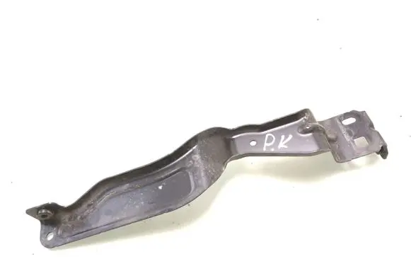 Mercedes-Benz C W204 Headlight/headlamp mounting bracket 204620593