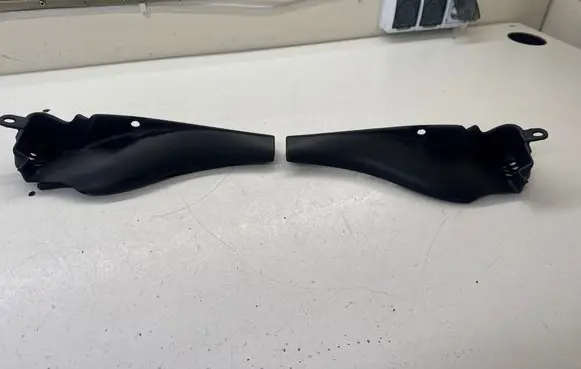 Opel Vivaro Wiper trim 91166665 7700312795 7700312794